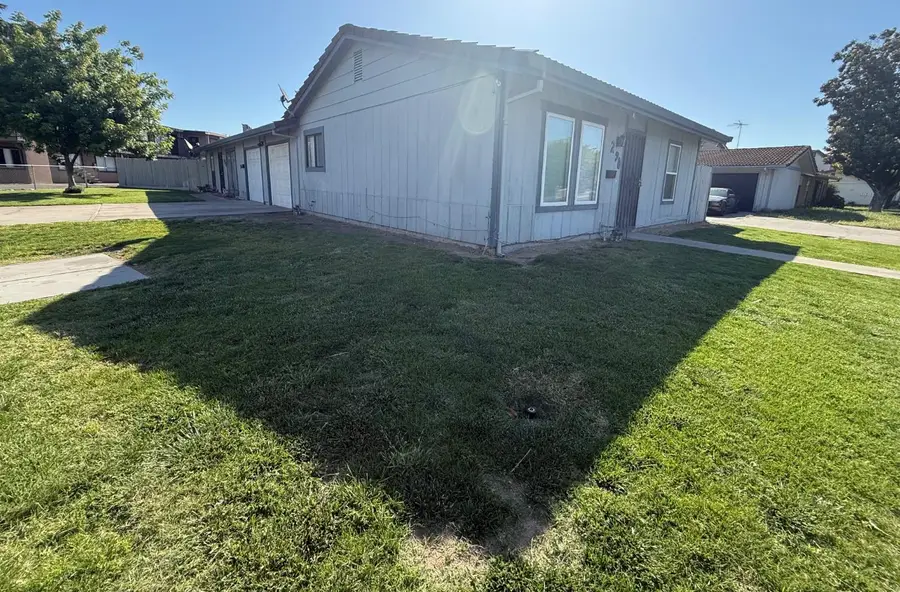 290 Northwoods Avenue, Manteca, CA 95336 - #3