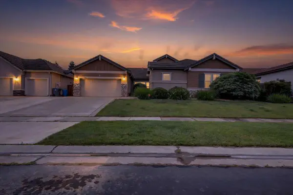 1410 Night Heron Street, Plumas Lake, CA 95961