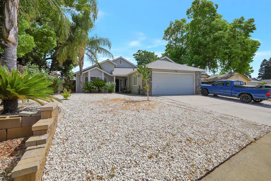 1404 Tradewind Dr, Yuba City, CA 95991 - #3