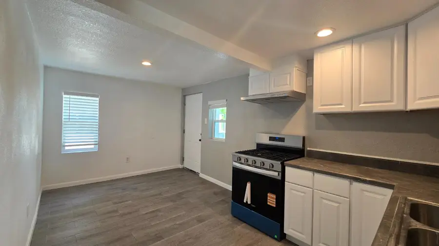 1632 11th Avenue, Olivehurst, CA 95961 - #3