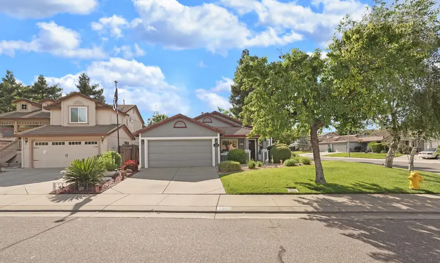 2109 Bluejay Way, Lodi, CA 95240 - #2