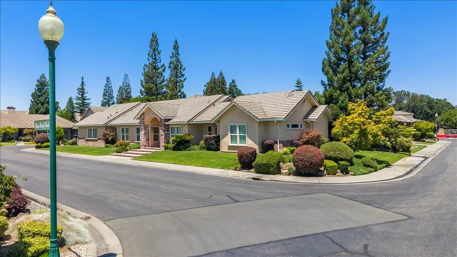 35 River Pointe Circle, Lodi, CA 95240 - #3