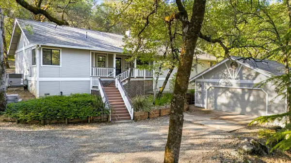 18509 Fair Oaks Drive, Penn Valley, CA 95946