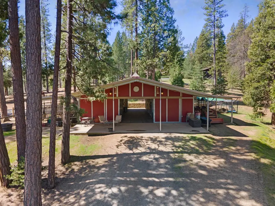 10415 Mcmahon Road, Coulterville, CA 95311 - #2