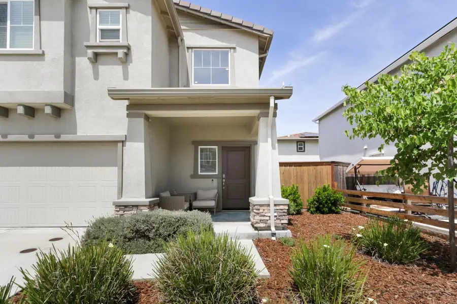 927 Franklin Street, Lincoln, CA 95648 - #2