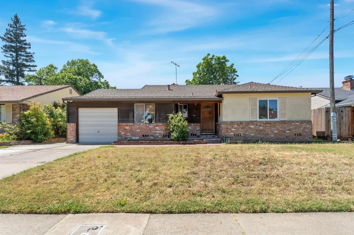 2512 Brentley Drive, Sacramento, CA 95822 - #1