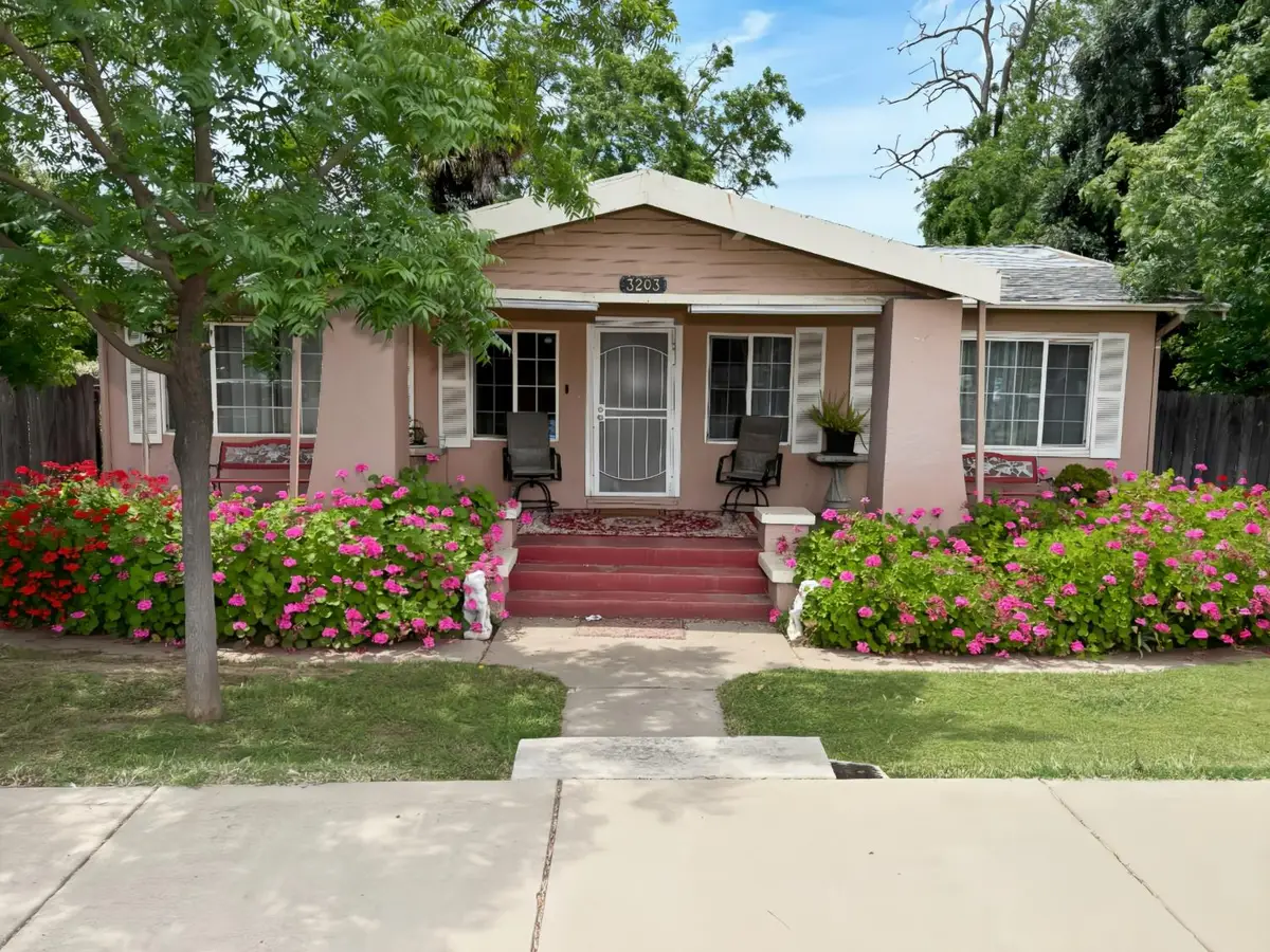 3201 Rio Linda Boulevard, Sacramento, CA 95815 - #1