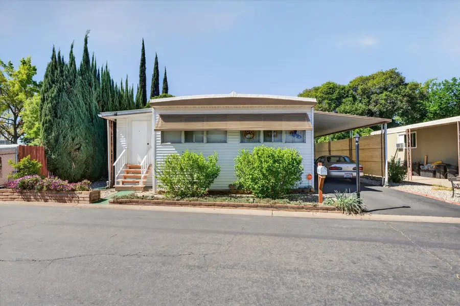 10035 Mills Station Road #129, Sacramento, CA 95827 - #2