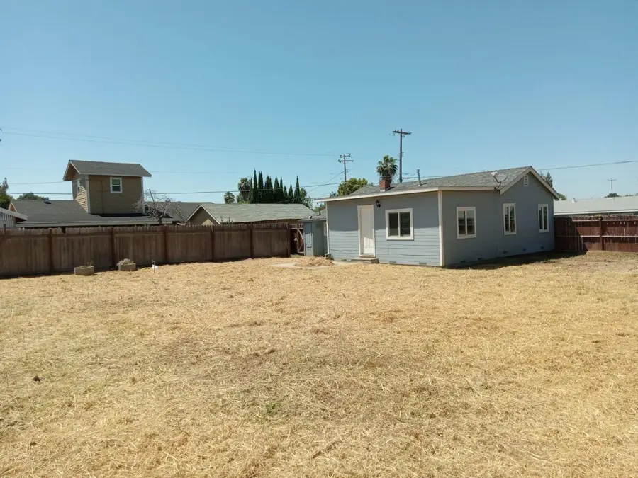 2612 Sierra Street, Riverbank, CA 95367 - #3