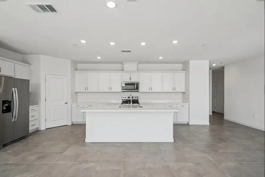 1244 Billorights Avenue, Galt, CA 95632 - #2