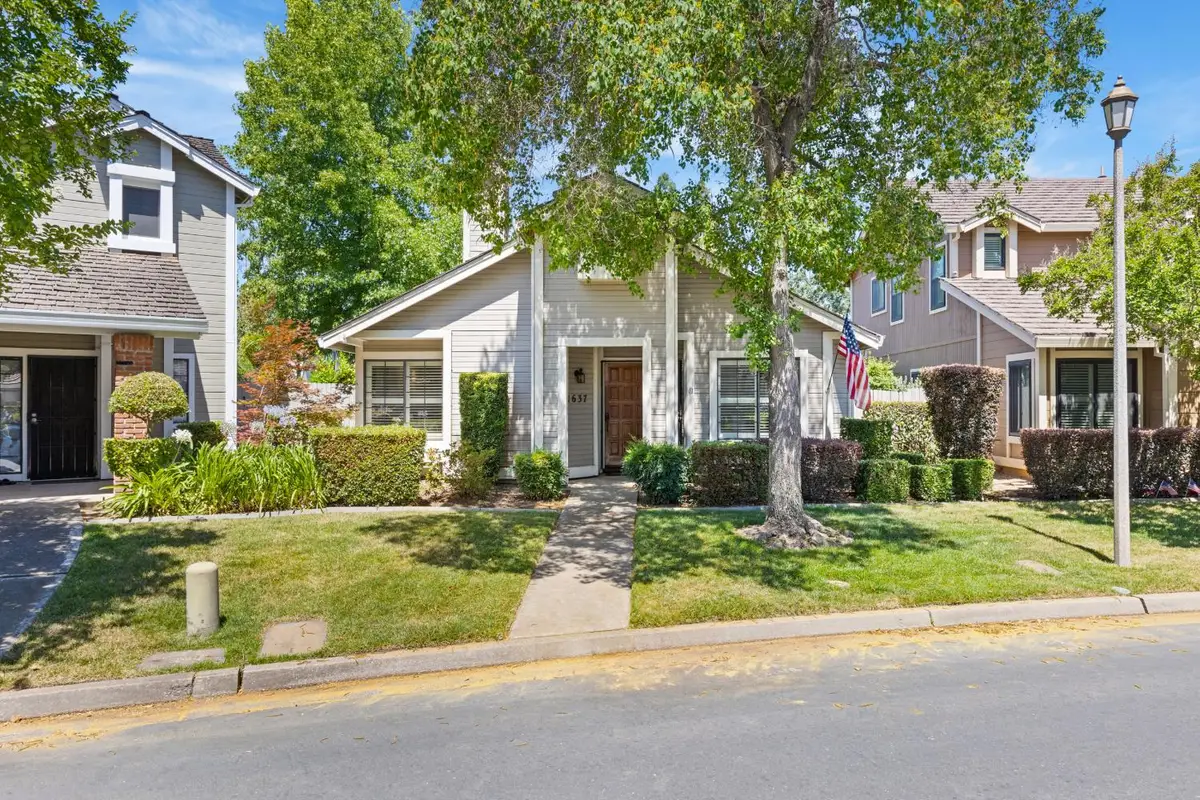1637 Woodhill Drive, Roseville, CA 95661 - #1
