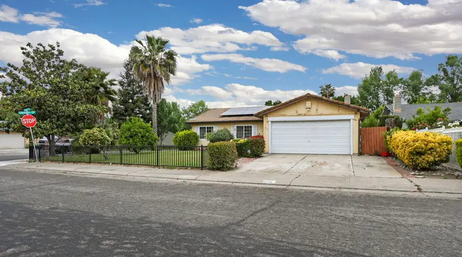 2401 Claridge Lane, Stockton, CA 95210 - #2