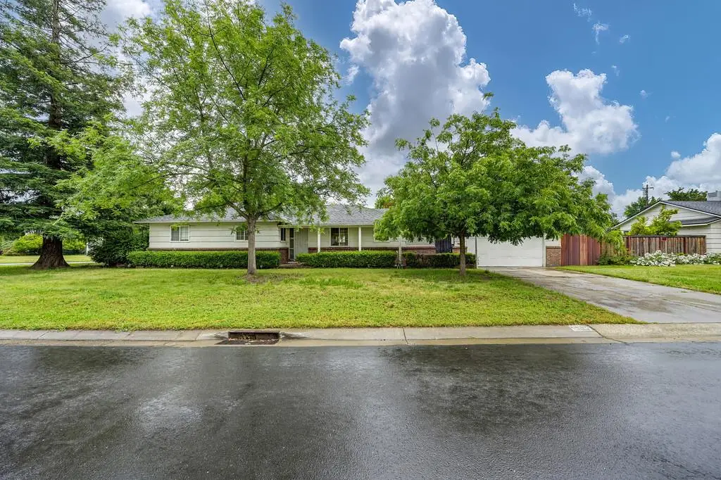 3230 Balmoral Drive, Sacramento, CA 95821 - #1