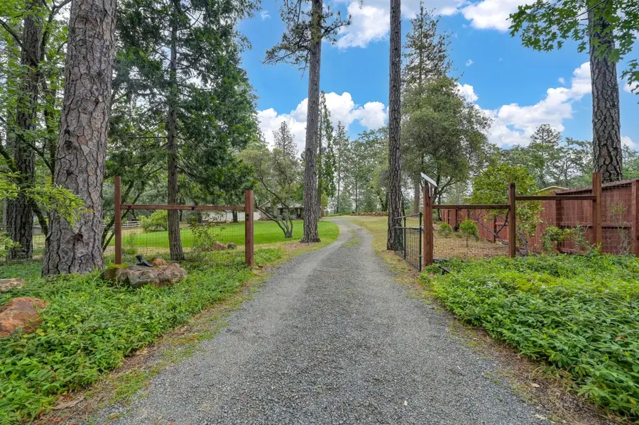 1550 Sugar Pine Road, Meadow Vista, CA 95722 - #2