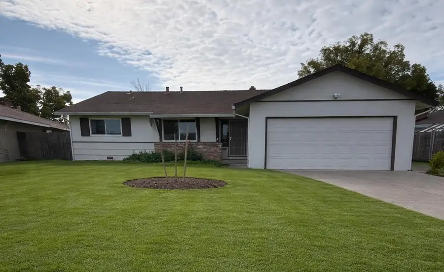 1910 66th Avenue, Sacramento, CA 95822 - #2