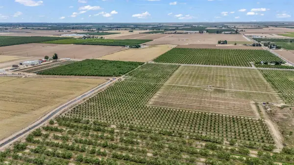 0 14706 Peach Avenue, Livingston, CA 95334