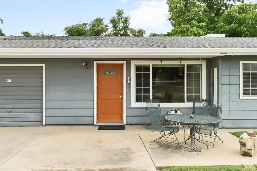 987 Island Avenue, Olivehurst, CA 95961 - #2