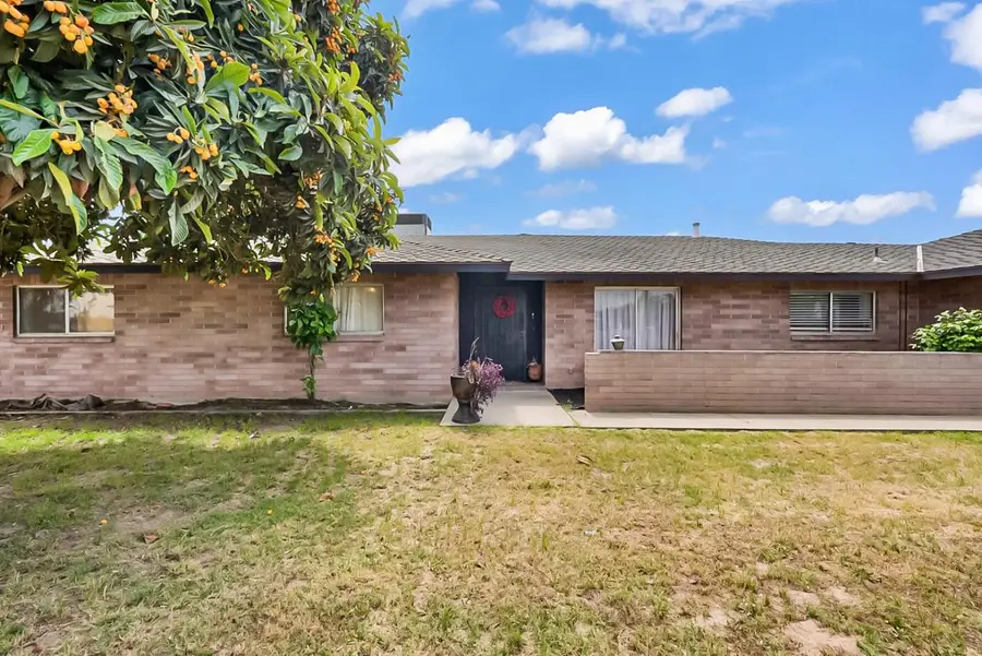 7119 Mercedes Avenue, Winton, CA 95388 - #2