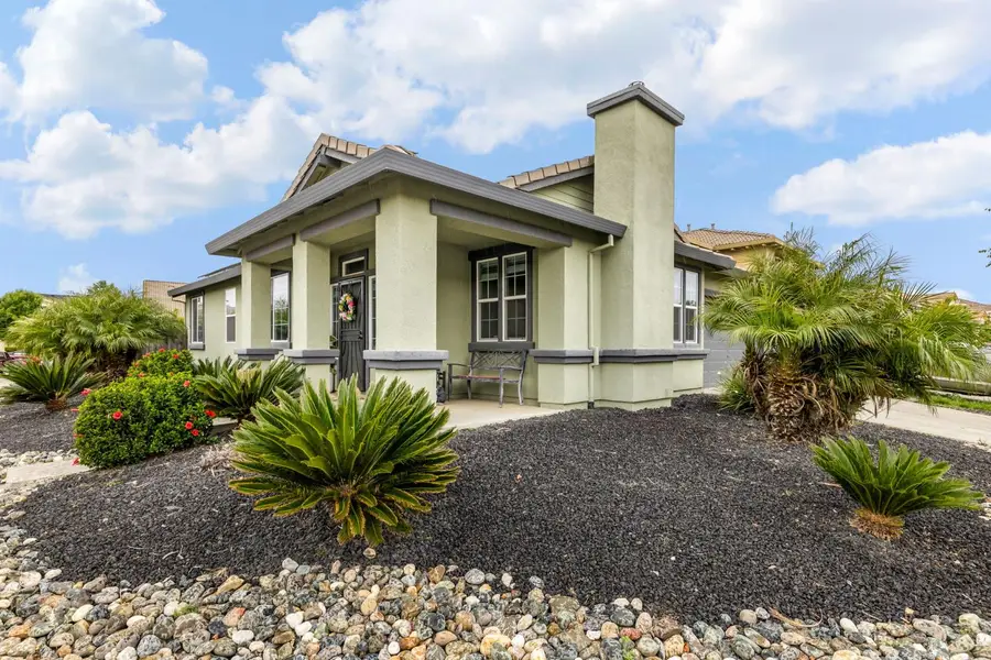 1723 Farnham, Woodland, CA 95776 - #3
