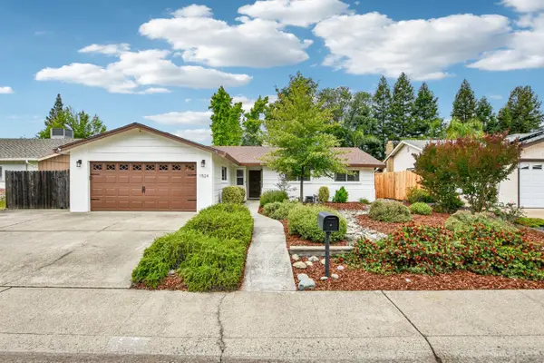 1524 Crestmont Avenue, Roseville, CA 95661
