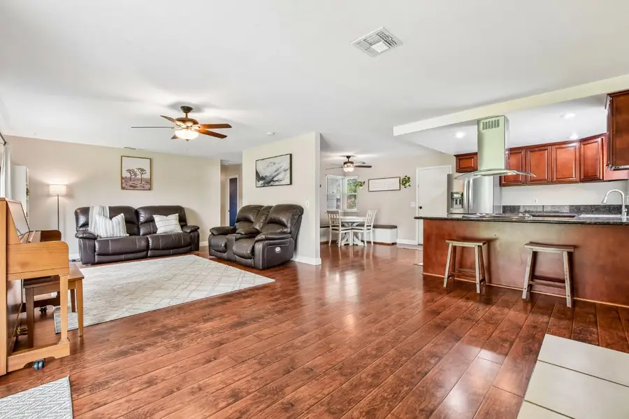 1524 Crestmont Avenue, Roseville, CA 95661 - #3