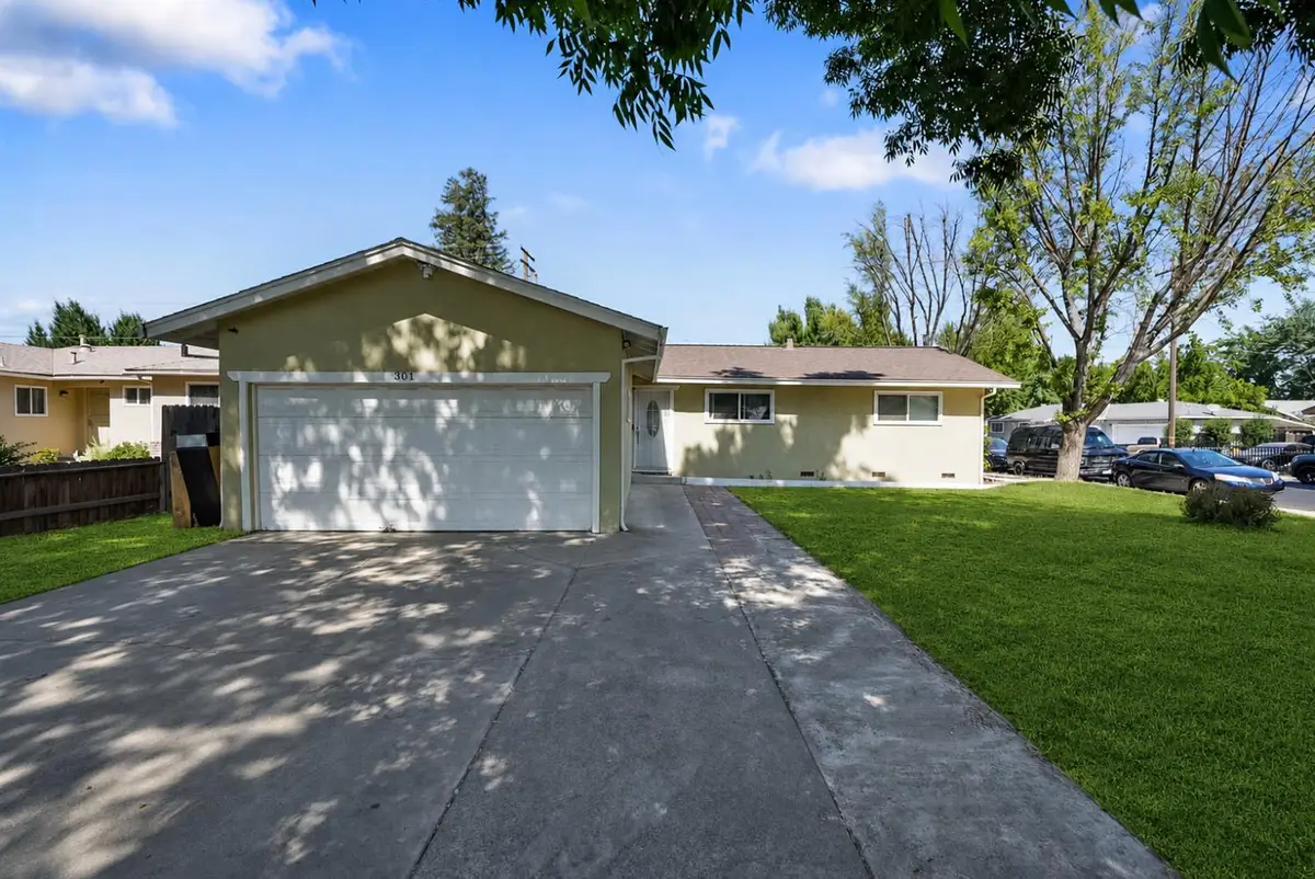 301 S Emerald Avenue, Modesto, CA 95351 - #1