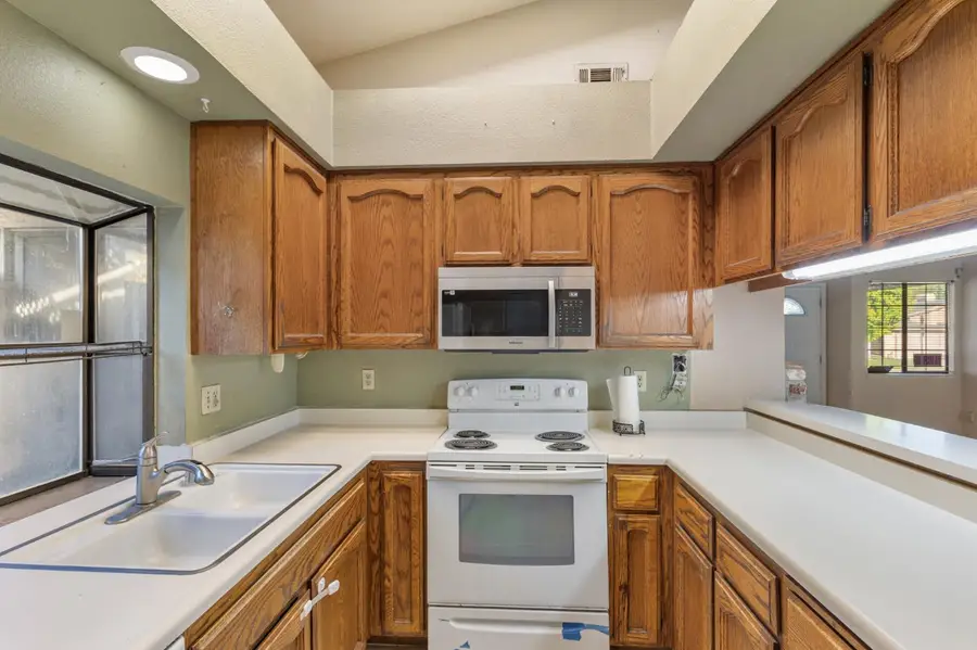 7043 Sprig Drive, Sacramento, CA 95842 - #3