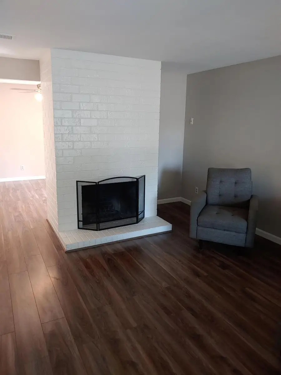 8919 Montoya Street, Sacramento, CA 95826 - #3