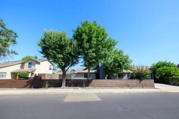 2325 Manor Oak Drive, Modesto, CA 95355
