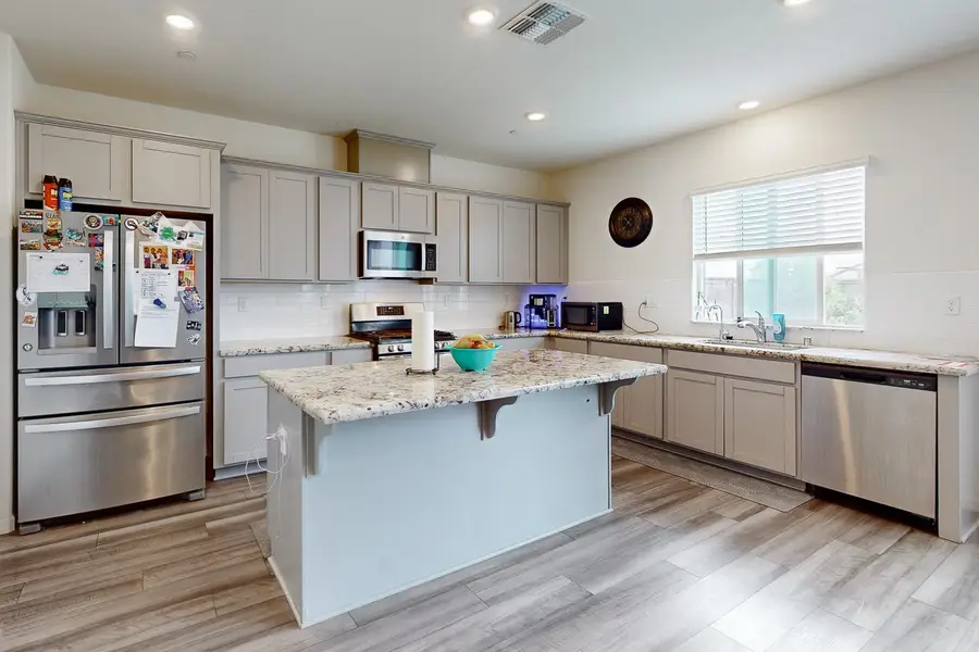 2075 Haskins Way, Olivehurst, CA 95961 - #3