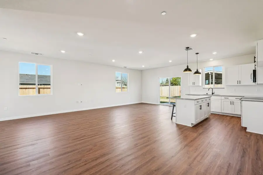3784 Alexander Circle, Olivehurst, CA 95961 - #2