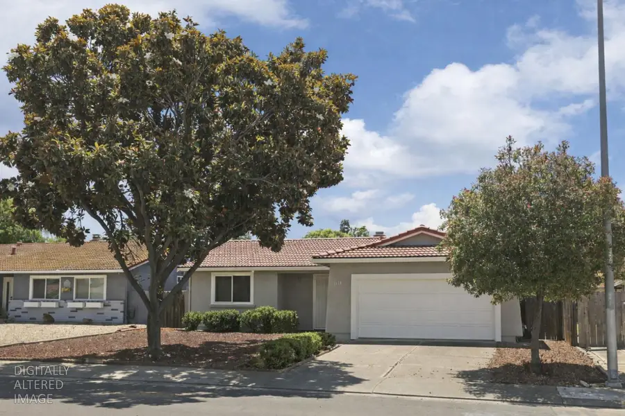 1118 Fallbrook Drive, Stockton, CA 95210 - #2