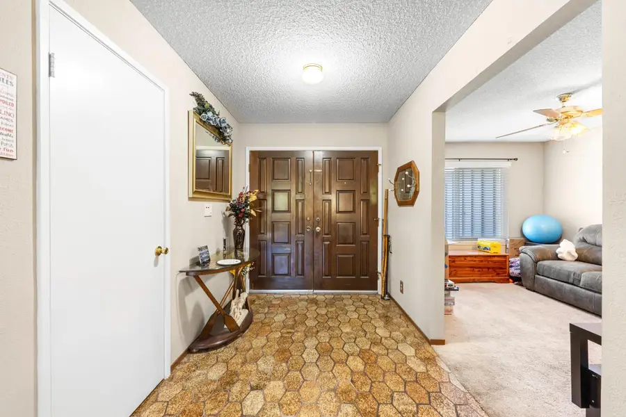 7324 Spicer Drive, Citrus Heights, CA 95621 - #2