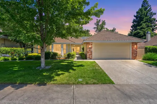 11557 Bear Valley Court, Gold River, CA 95670