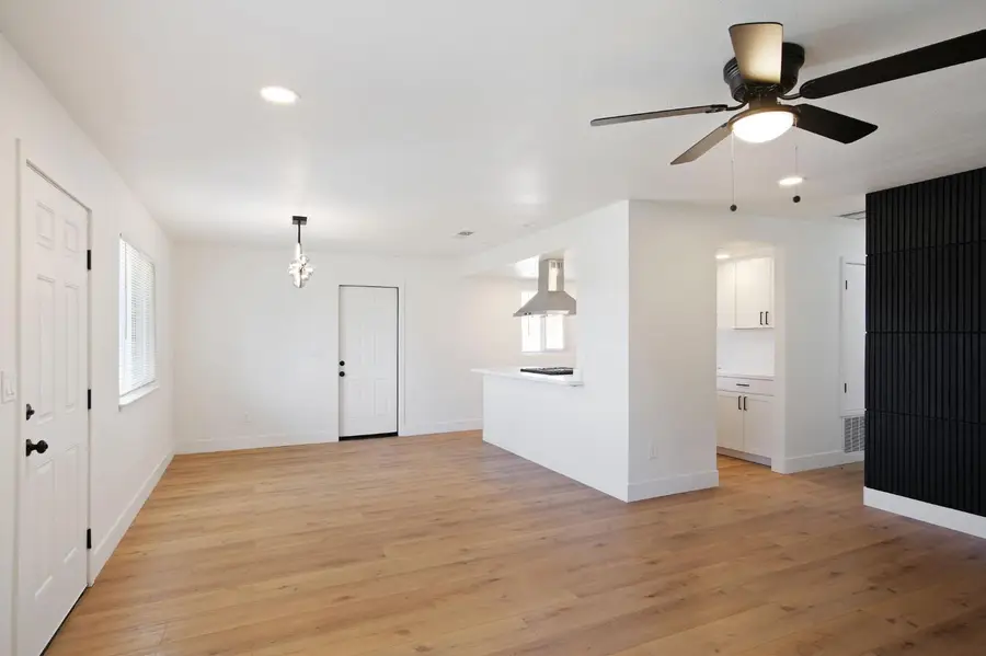 1757 Hickory Avenue, Livingston, CA 95334 - #3
