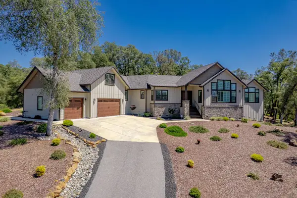 23235 Darkhorse Drive, Auburn, CA 95602