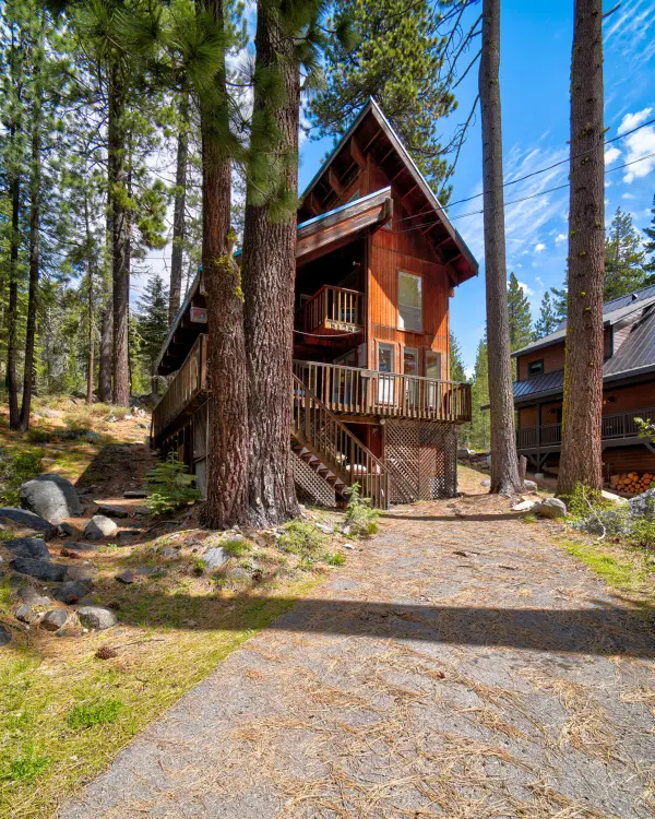51255 Jeffery Pine Drive, Soda Springs, CA 95728