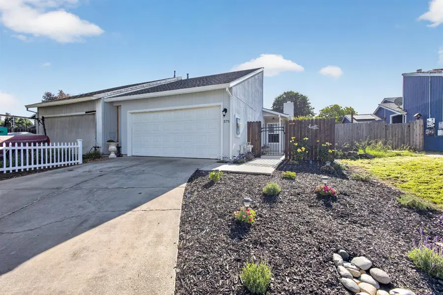 375 Susan Ct., Lincoln, CA 95648 - #2