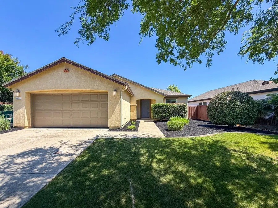 1572 Minories Drive, Plumas Lake, CA 95961 - #2