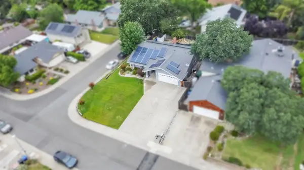8201 War Horse Court, Orangevale, CA 95662