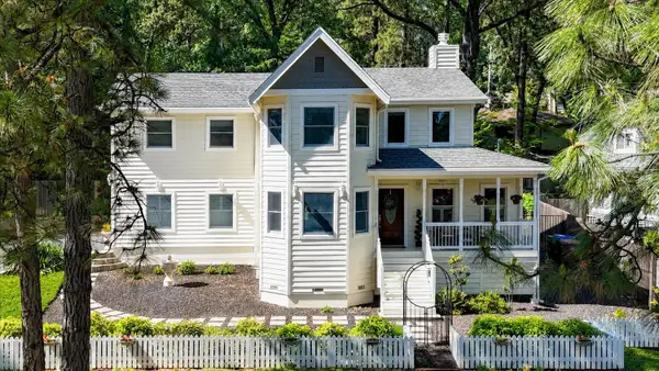 11174 Lower Circle Drive, Grass Valley, CA 95949