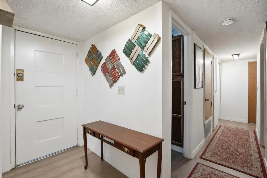 2316 Matson Drive, Sacramento, CA 95822 - #3