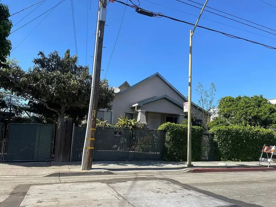 1547 8th Avenue, Oakland, CA 94606 - #2