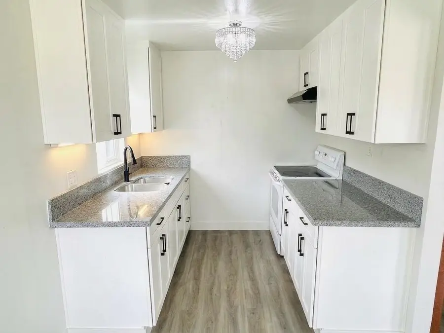 605 S Main Street, Manteca, CA 95337 - #3