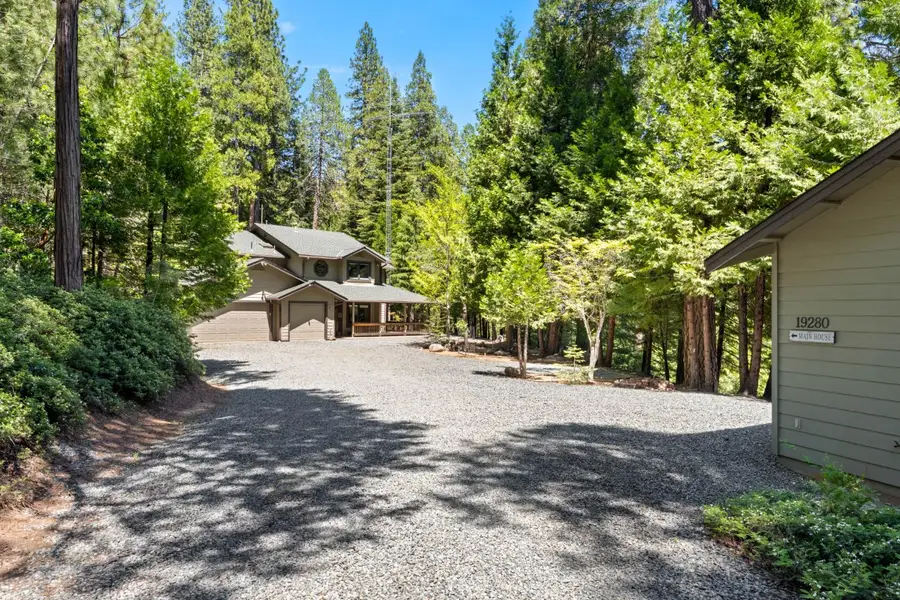 19280 Woodridge Drive, Pioneer, CA 95666 - #2