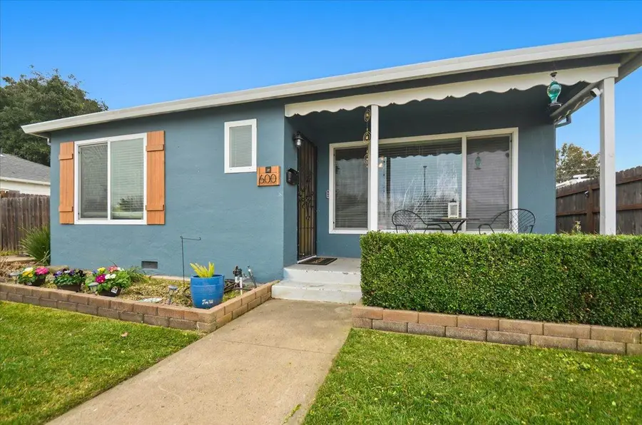 600 Alicante Drive, Lodi, CA 95240 - #3