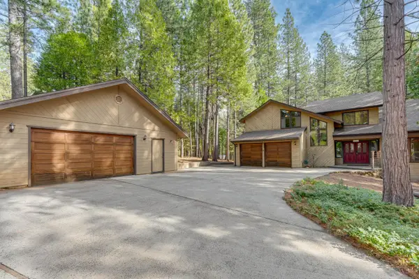 2387 Black Oak Drive, Arnold, CA 95223