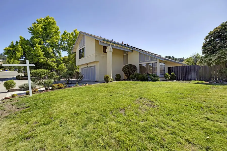 3656 Black Feather Drive, El Sobrante, CA 94803 - #3