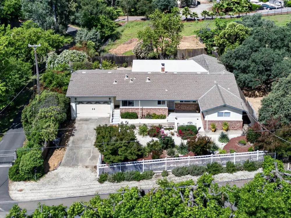 8133 E Peerless Avenue, Orangevale, CA 95662 - #1