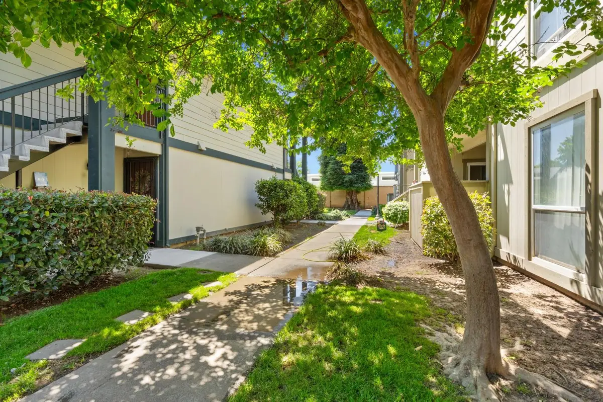 7283 Florin Mall Drive #12, Sacramento, CA 95823 - #1